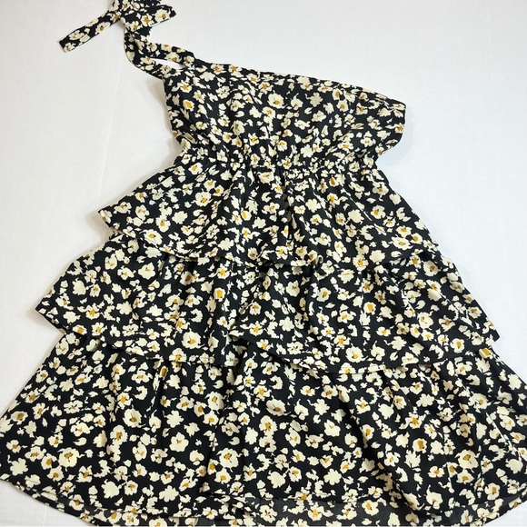 Women's Summer Tie One Shoulder Boho Floral Dress Elastic Waist Ruffle Medium - Picture 4 of 4